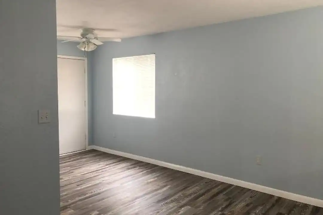 149 N Phyllis - View 5