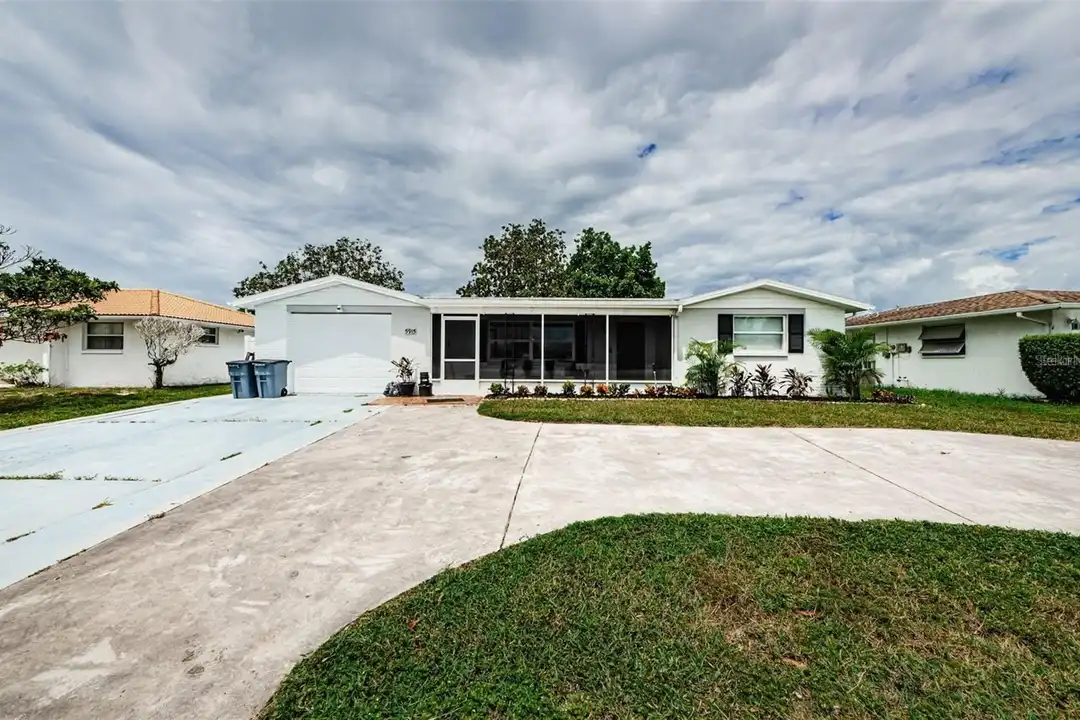 5915 Otis Dr – photo 1