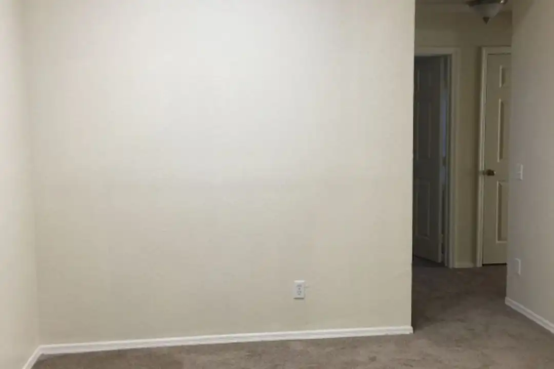 Apartment in Zephyrhills - View 5