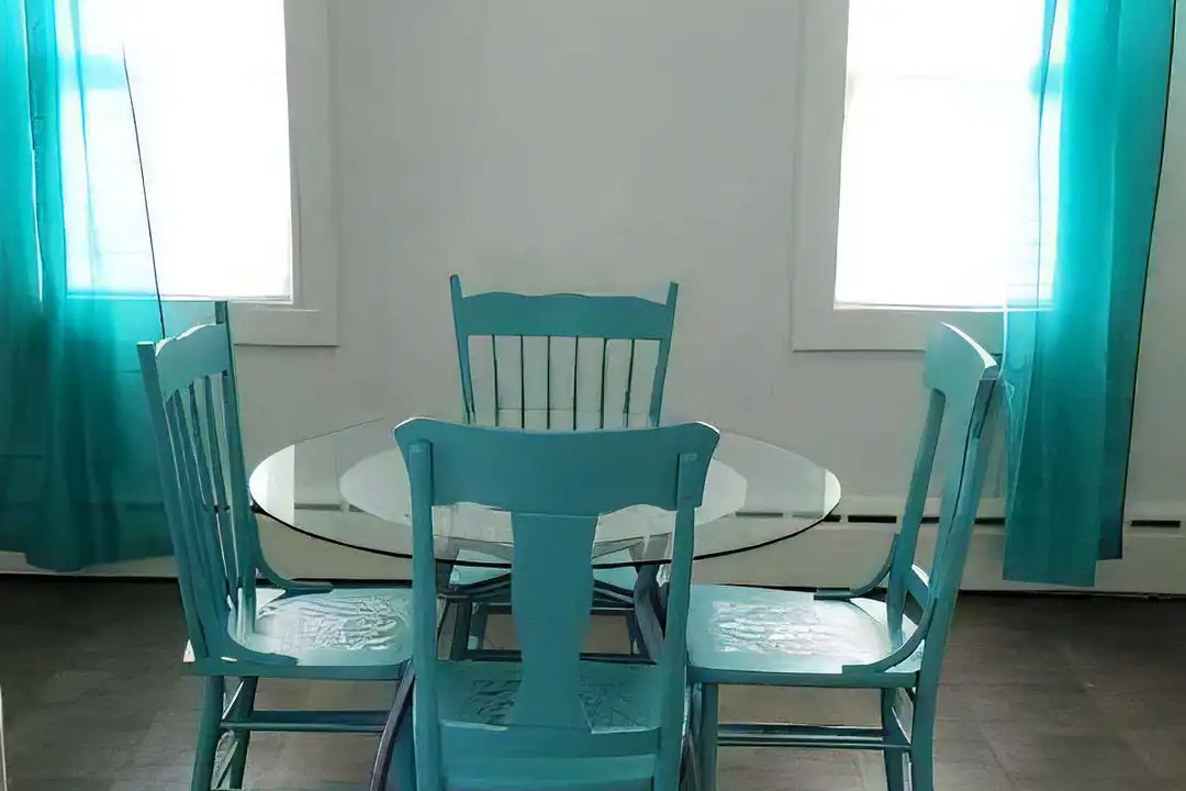 10850 Parkside Ave – photo 1 of 13