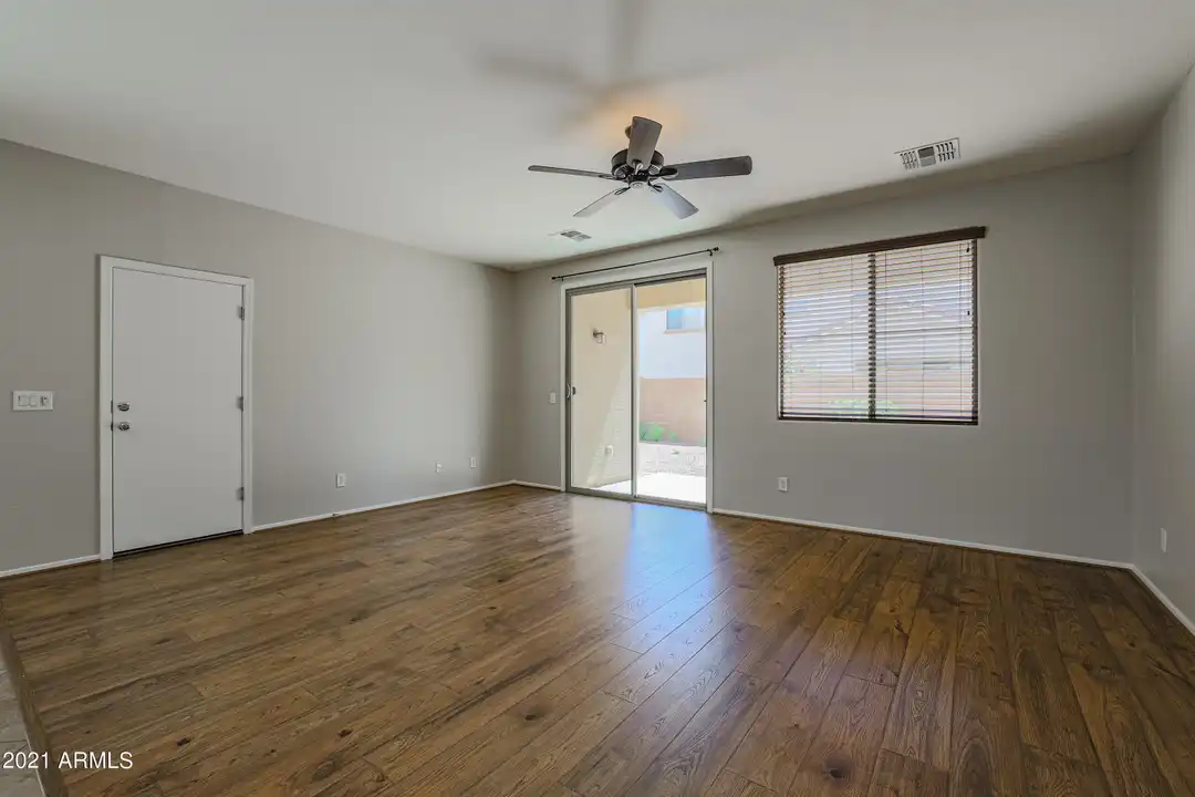 3551 E Tulsa St - View 4