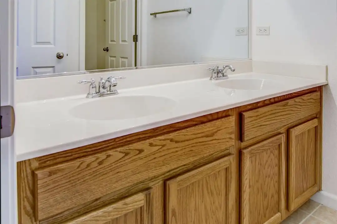 8464 Crystal Walk Cir - More