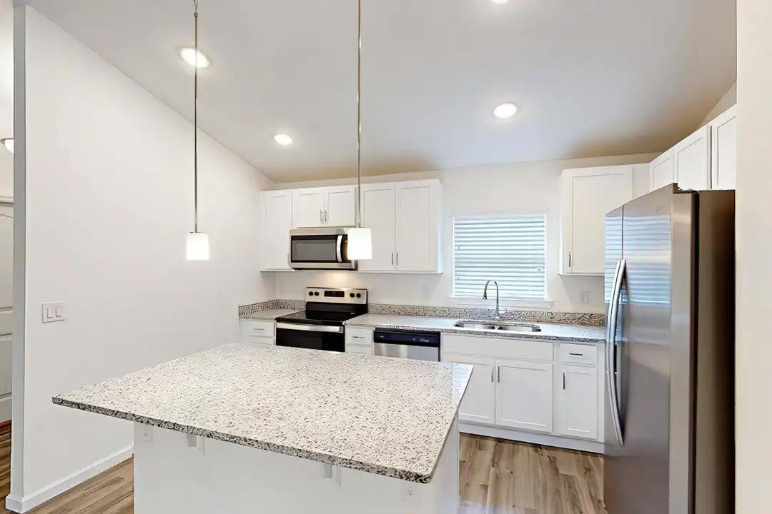 1374 Jupiter Blvd NW - View 6