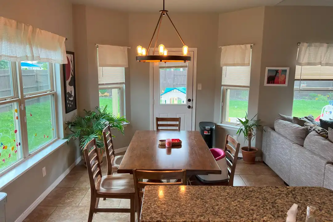 House in San Antonio - More