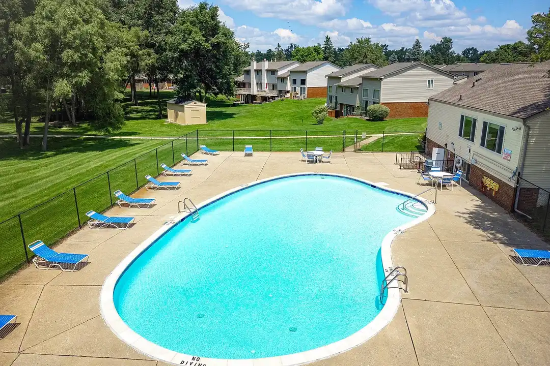 Briarwood Apartments – photo 1 of 20
