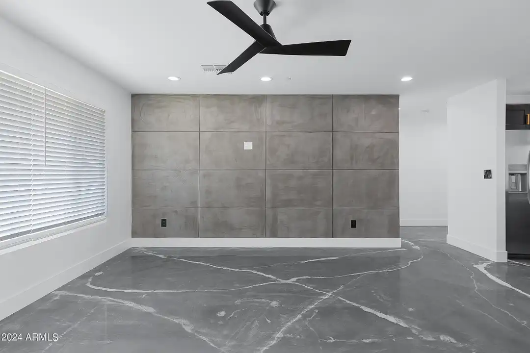 7308 E Granada Rd - More