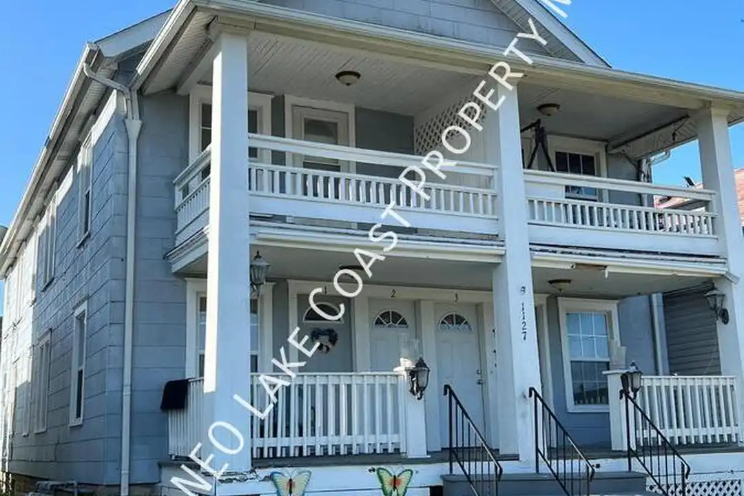 1127 W Erie Ave – photo 1 of 6