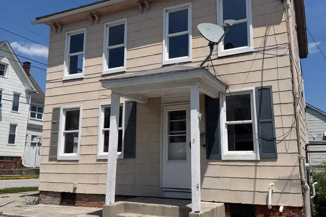 5 S Water St unit 5 S Water St unit a – photo 1 of 13