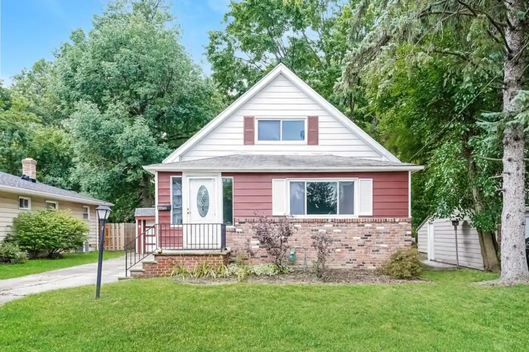 14612 Summit Ave – photo 1