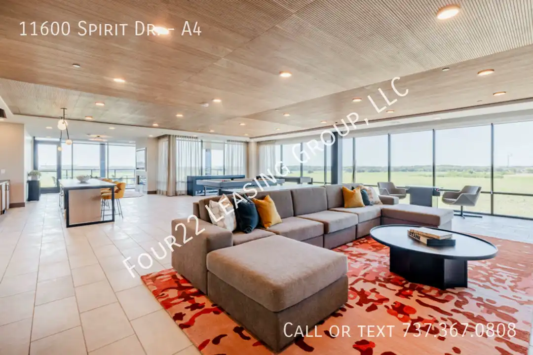 1-bed apartment, 77 m²