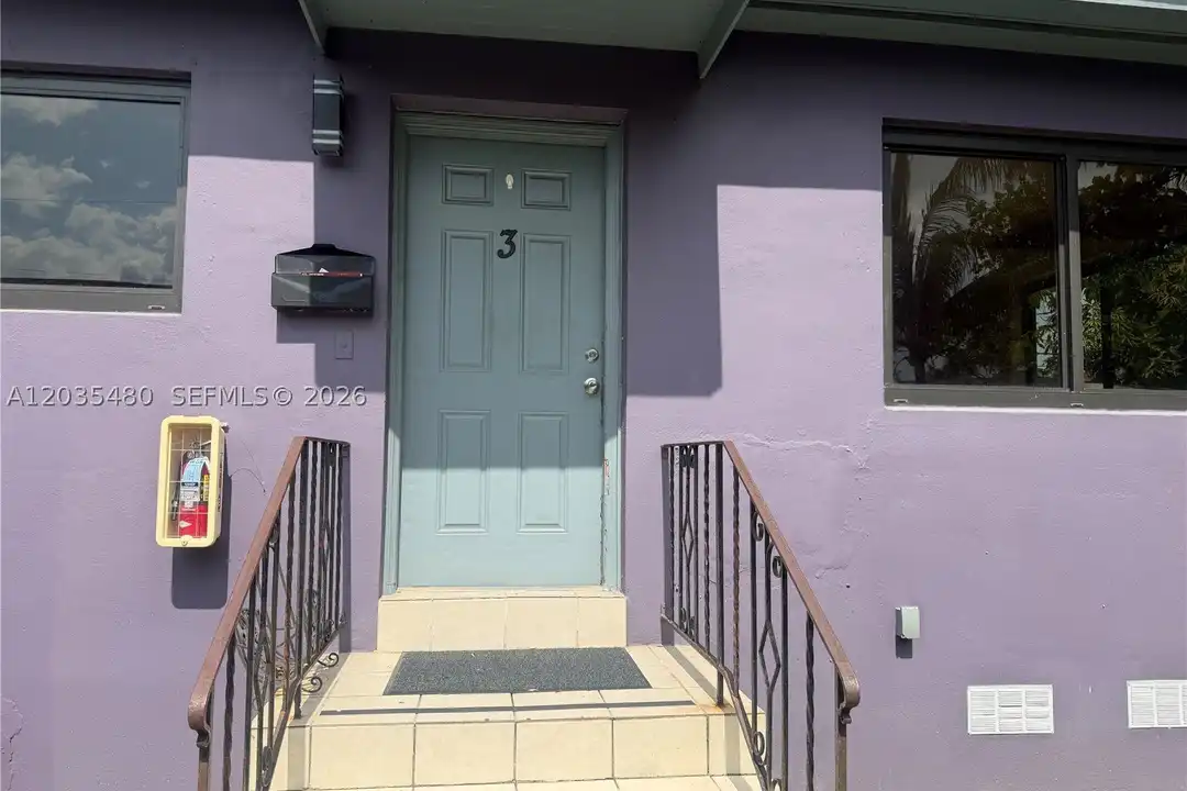98 NE 71st St #3 - View 2