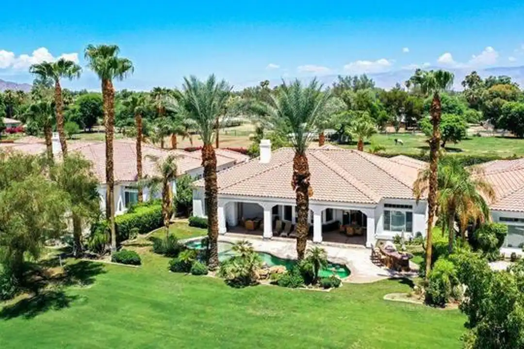 House in La Quinta - View 3