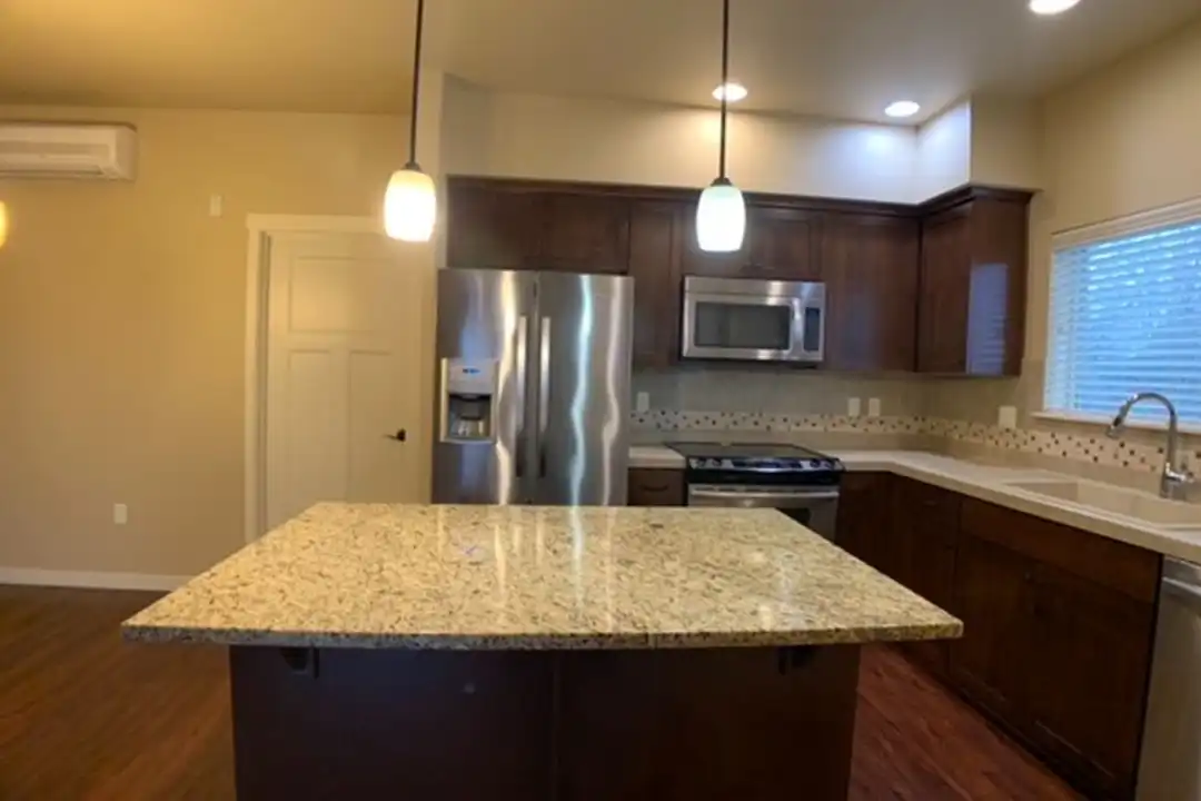 13905 SW Meridian St unit # 310 - View 6