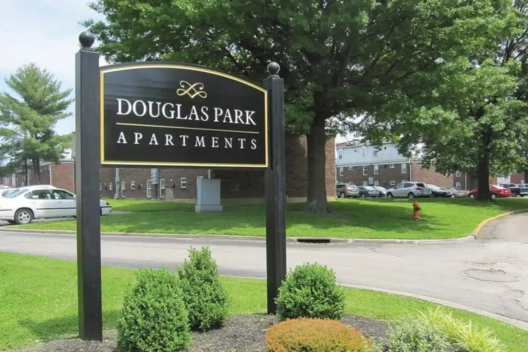 401 Douglas Park - More