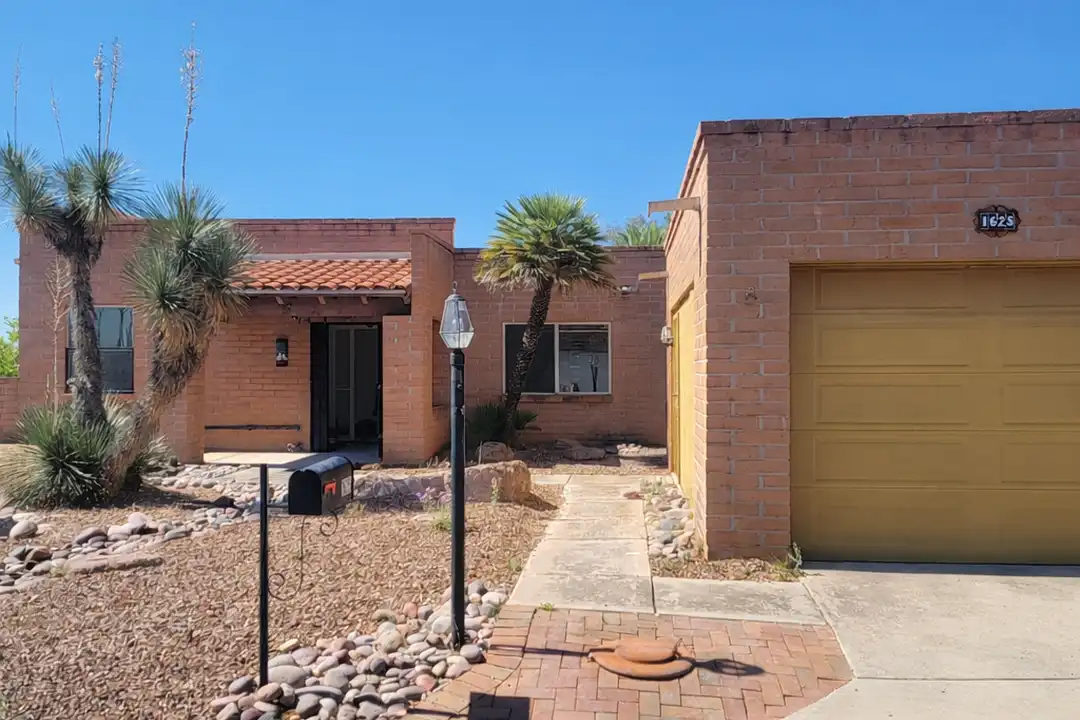 1625 Cll Hacienda – photo 1