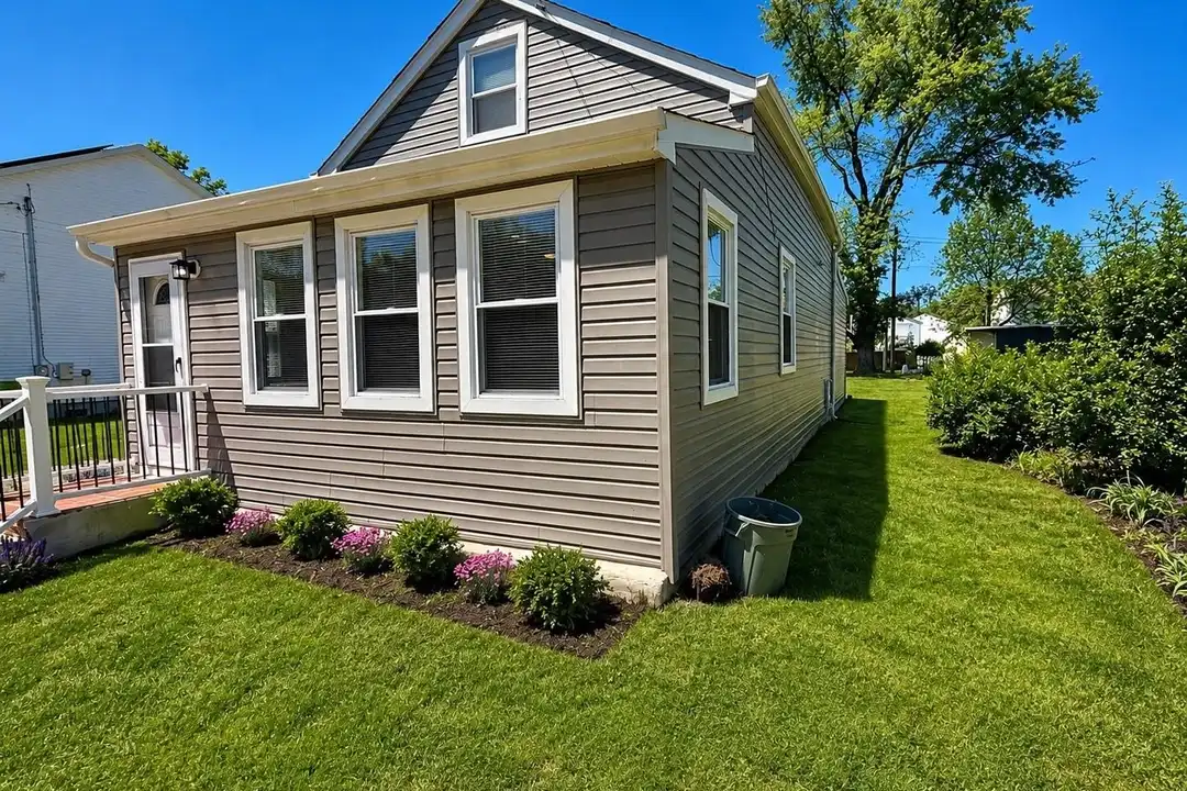 House in Lawrence - View 5
