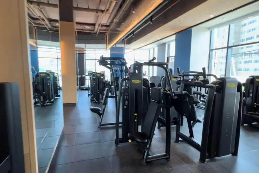21 Christopher Columbus Dr unit 1-1 - More