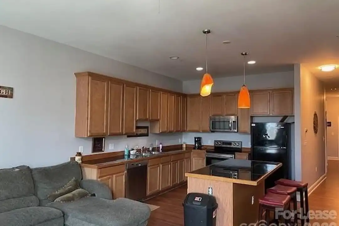 141 W Main Ave - View 5