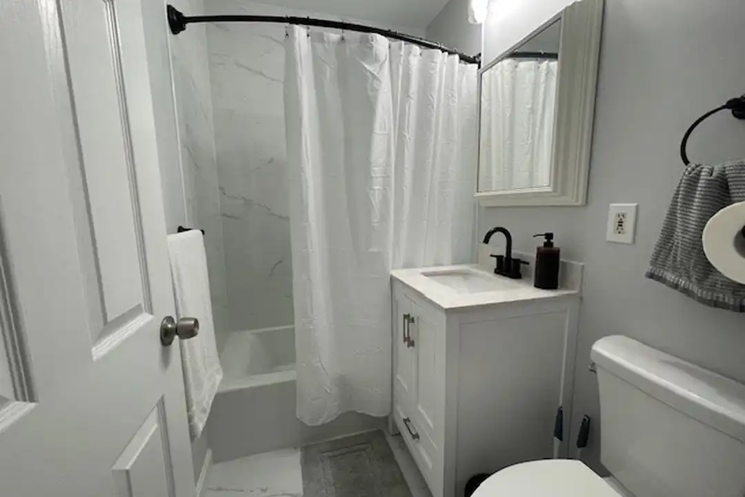 125 Farragut Rd unit 46 - View 4