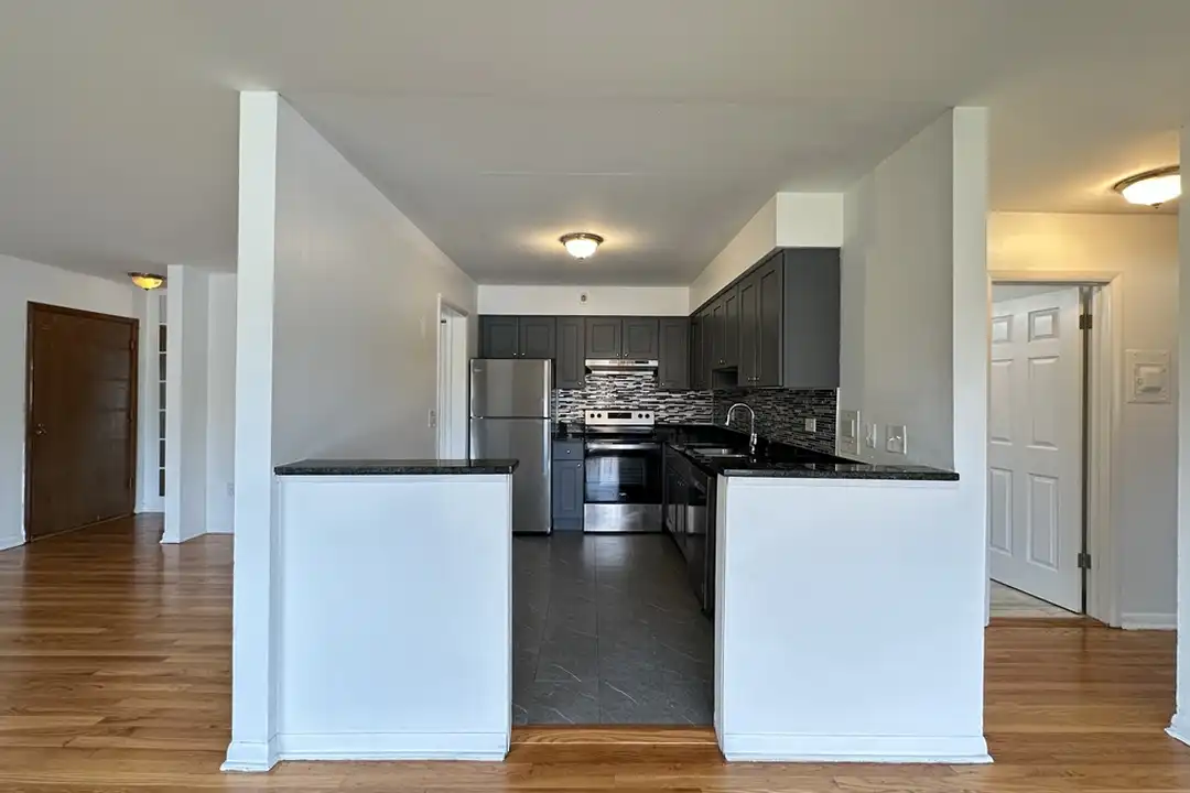1653 Oakwood Ave unit C4 - View 2