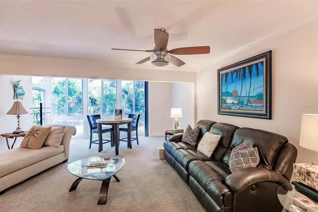 1207 E Peppertree Dr #231 - View 5