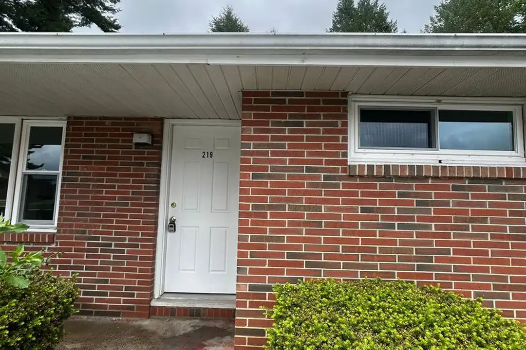 219 Johnson Terrace – photo 1
