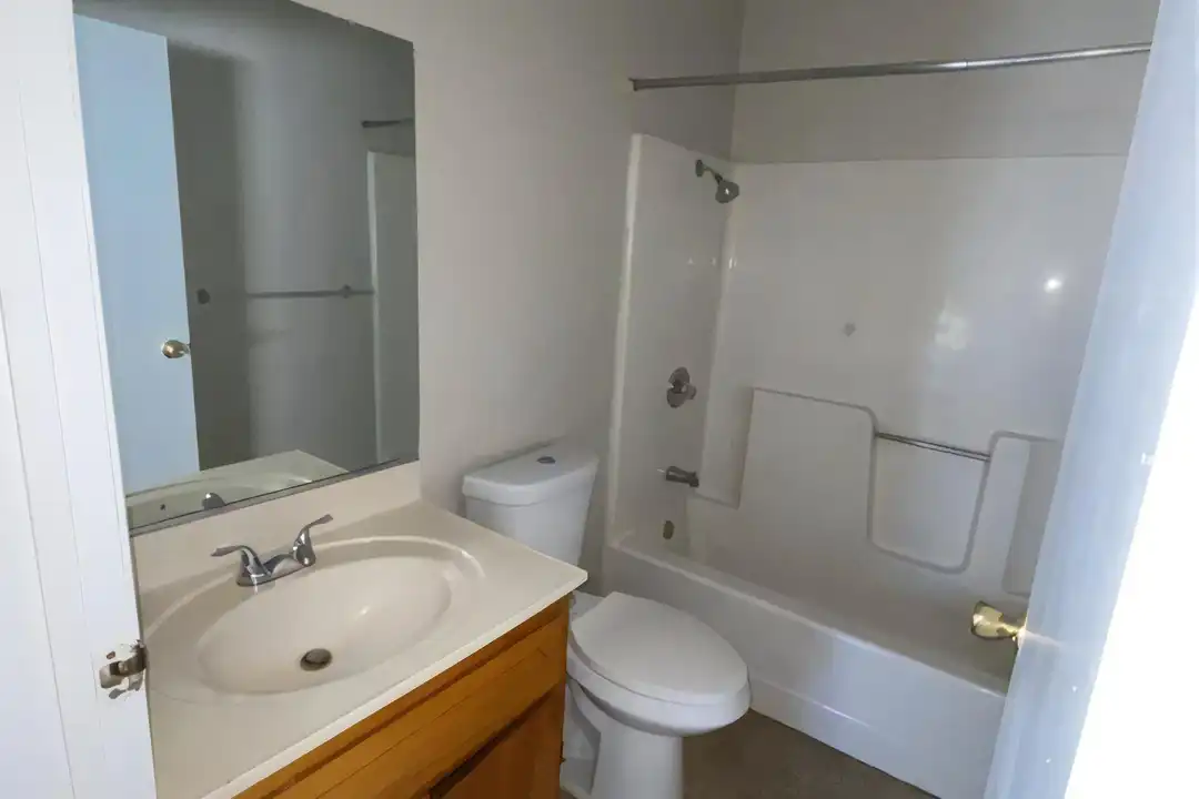 21061 Nisqually Rd unit C - More