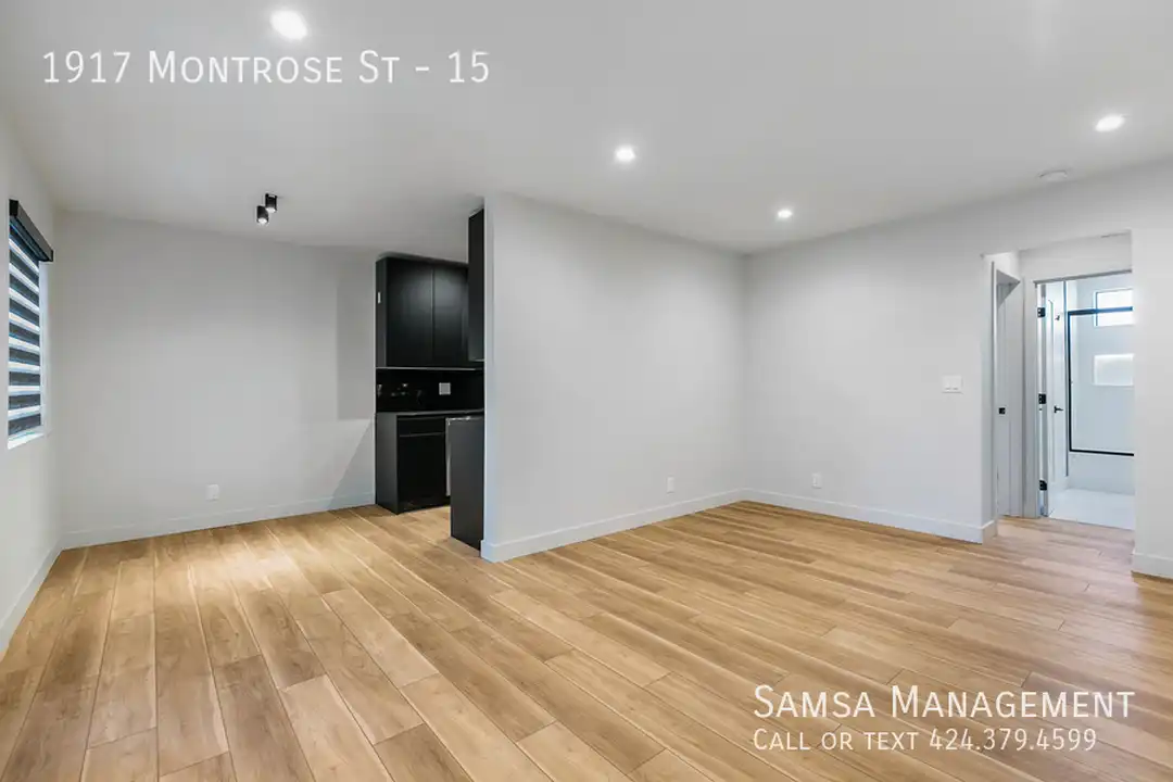 1917 Montrose St - View 3