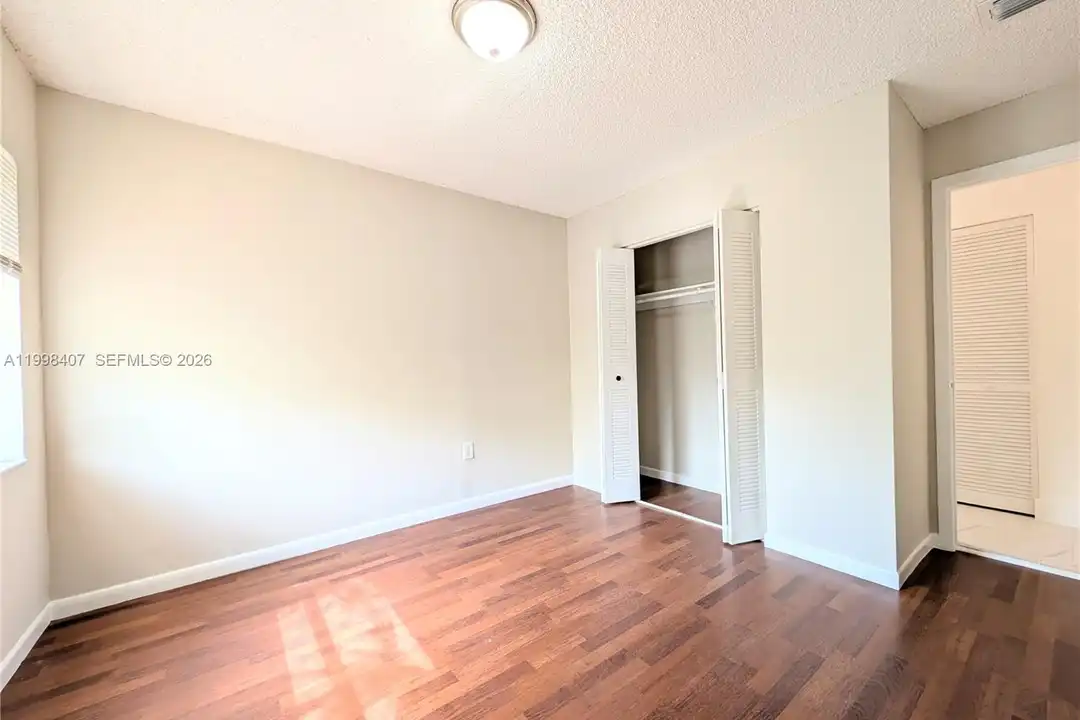 58 SW 14th Terrace - View 4