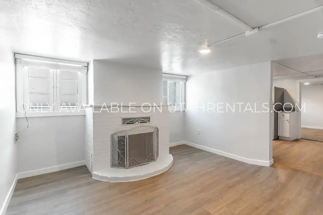 Apartment in Provo - View 2