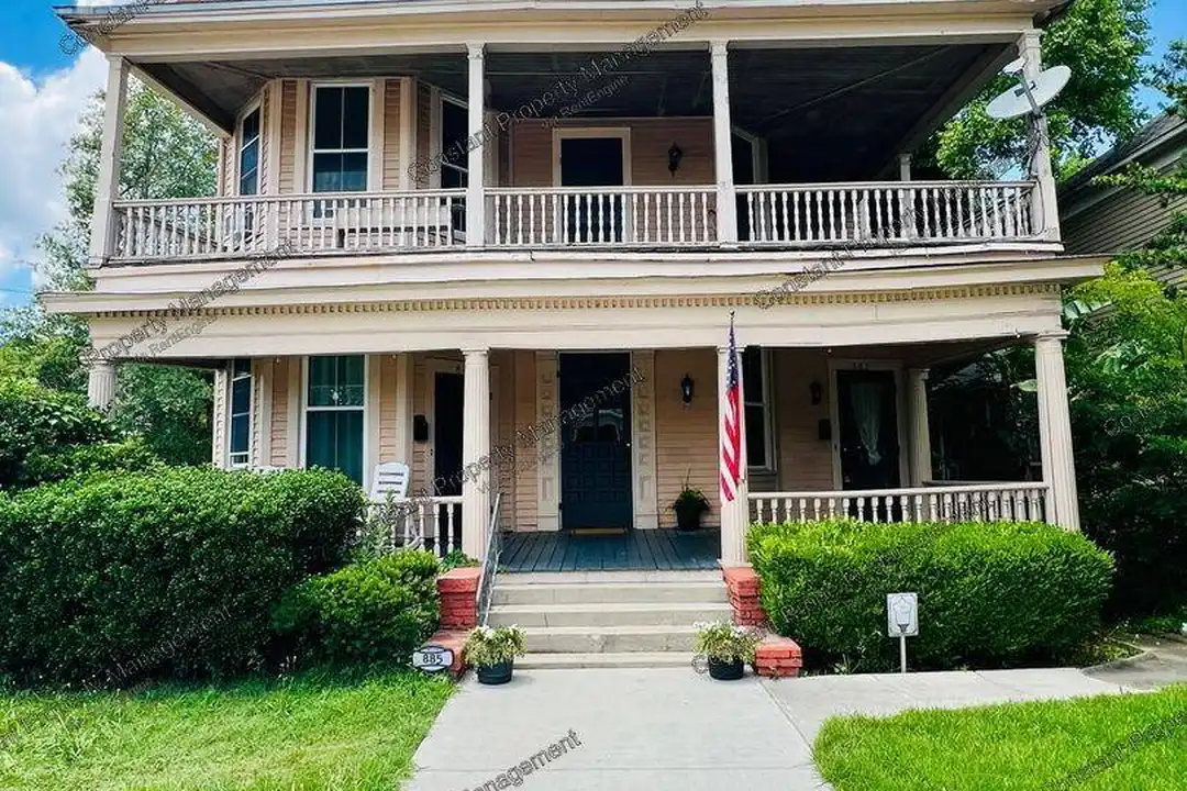 885 College St unit 883 – photo 1