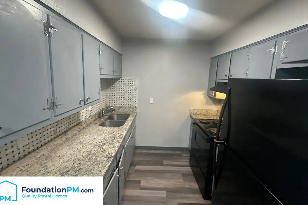 1283 E Raines Rd unit 14 – pohled 4