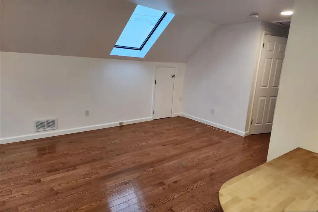 316 10th St unit 2ND FL - View 6