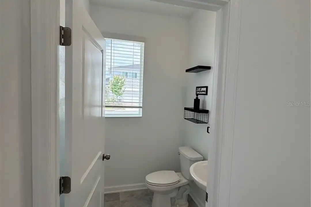 297 Bogey Dr - View 4