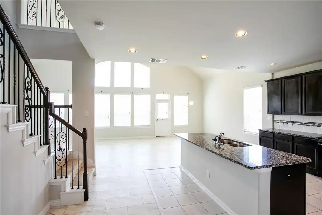 8049 Arezzo Dr - View 6