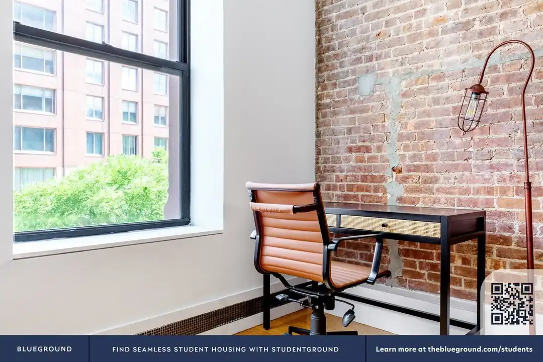 Apartment in New York - More