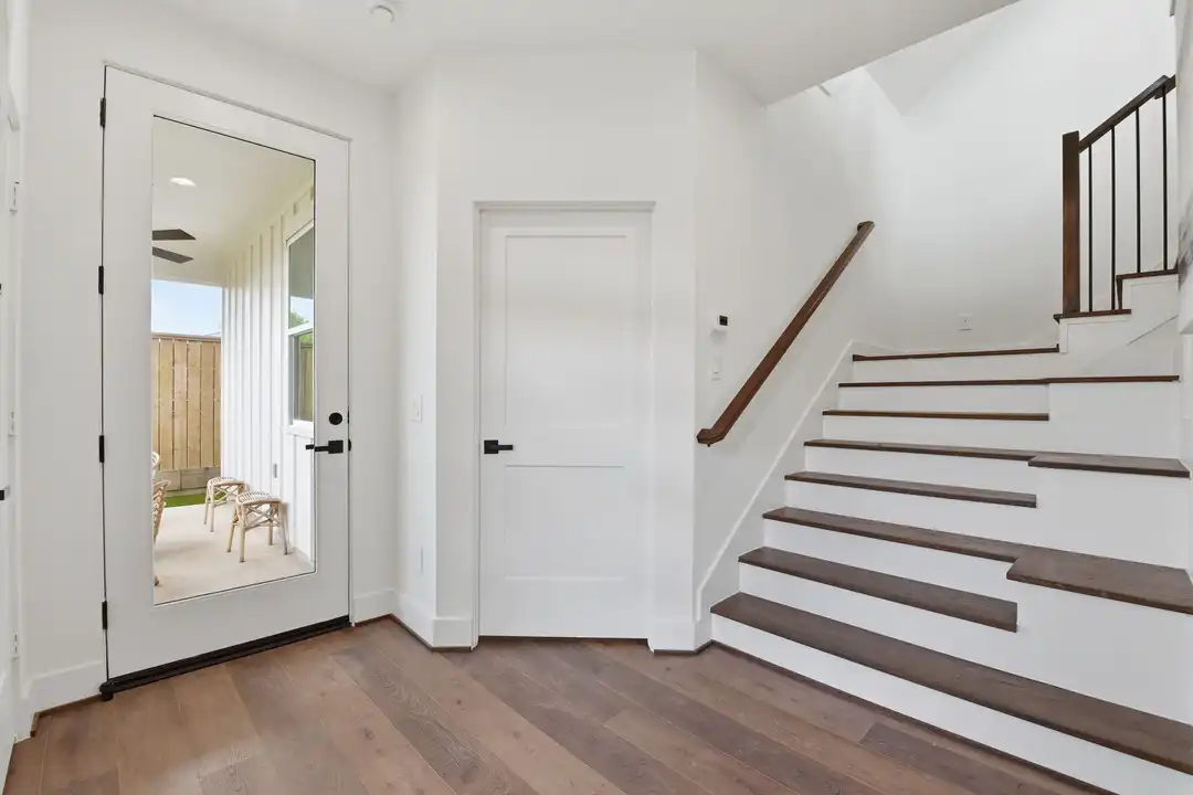 7704 Earl Rudder Wy - View 3