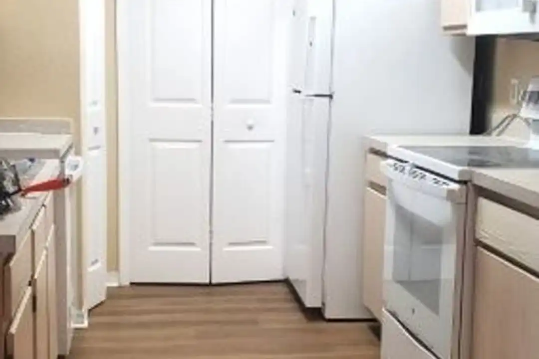 5463 Vineland Rd unit # 5101 - View 6