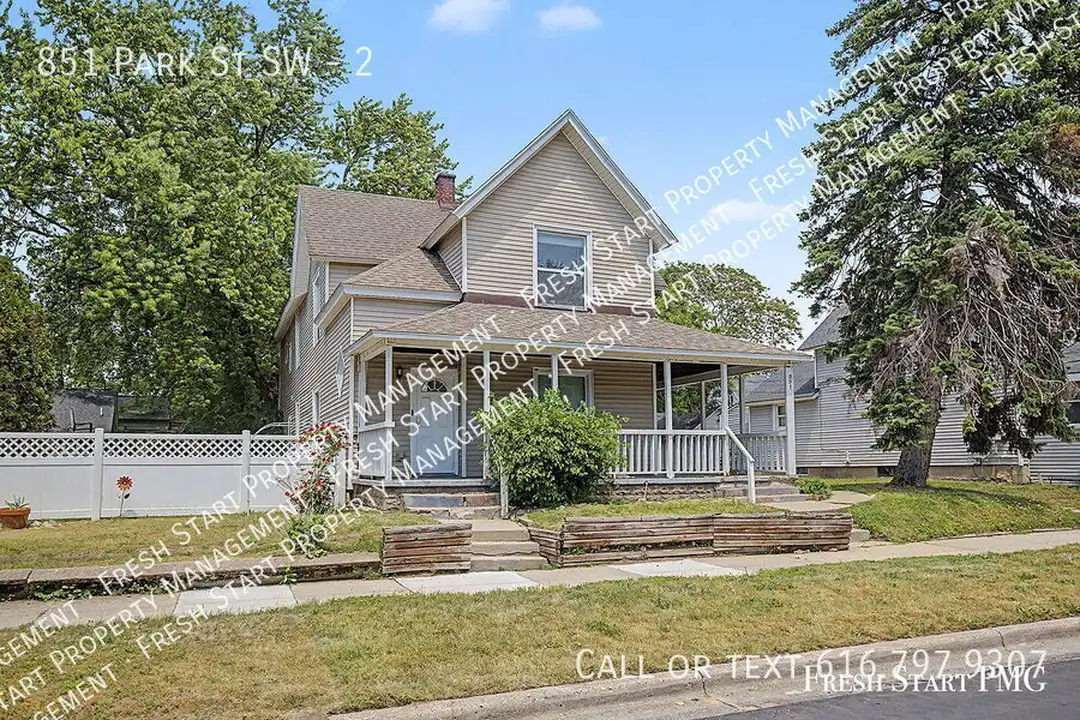 House in Grand Rapids - View 2