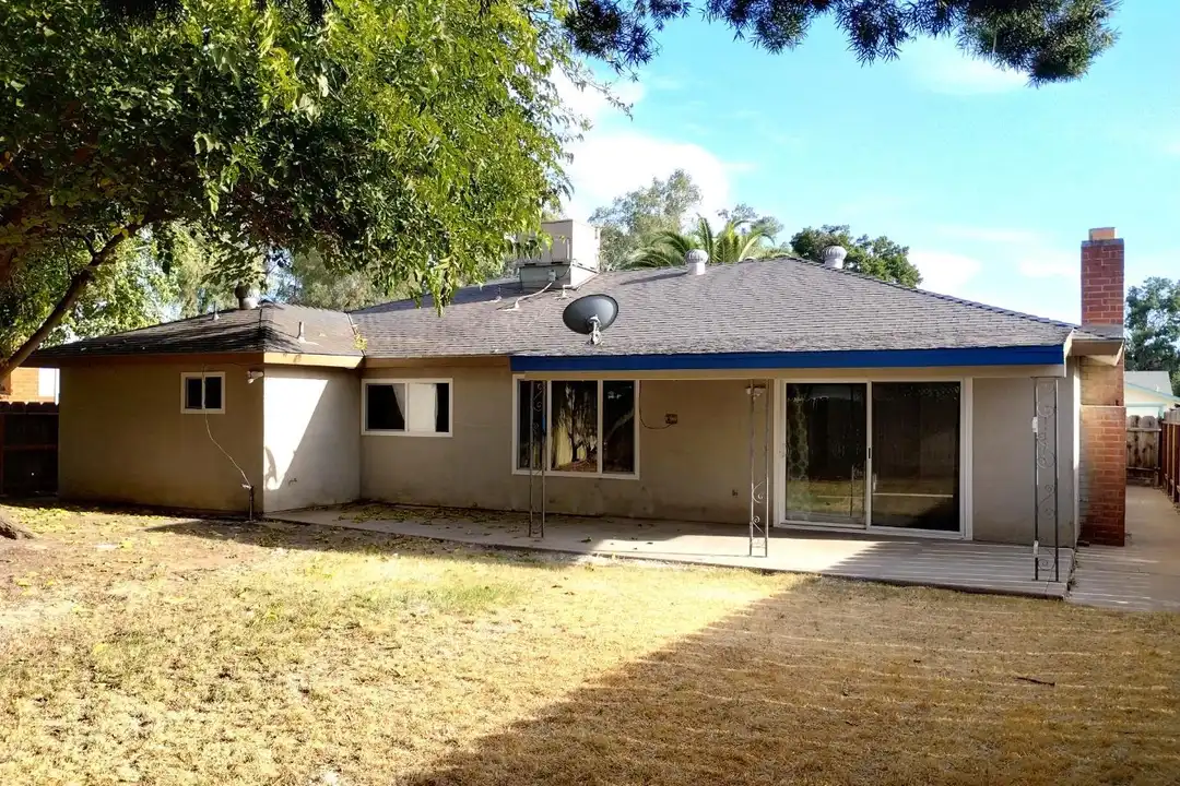 637 Grambling Ct - View 4