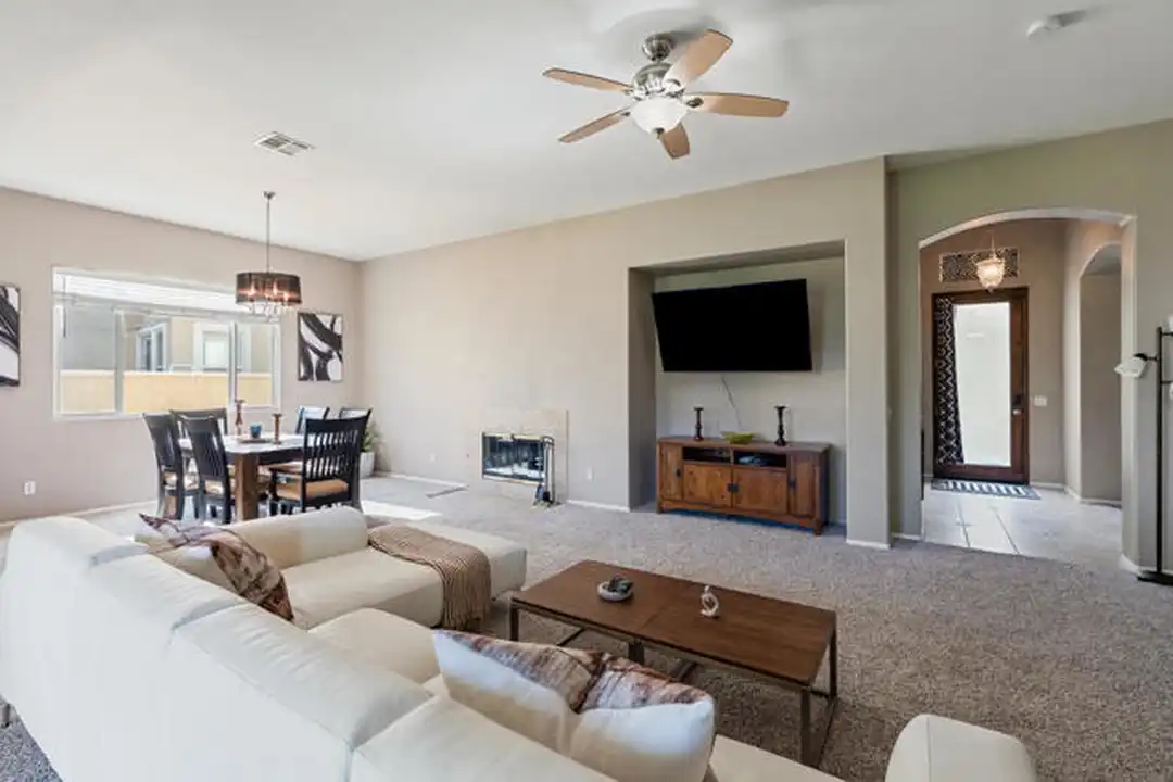 49418 Wayne St - View 3