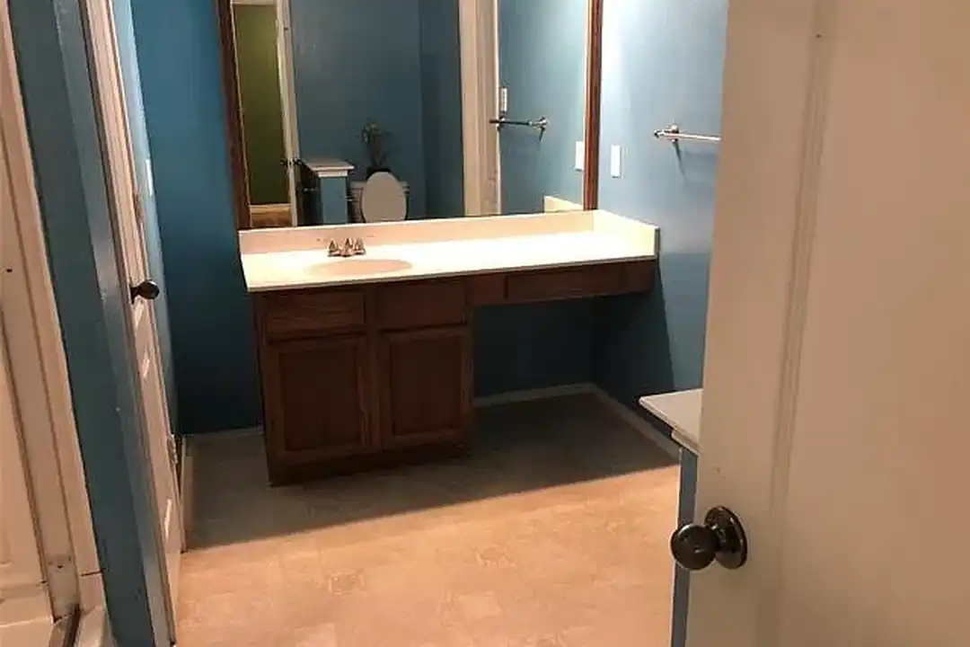 601 Carol Way - View 6