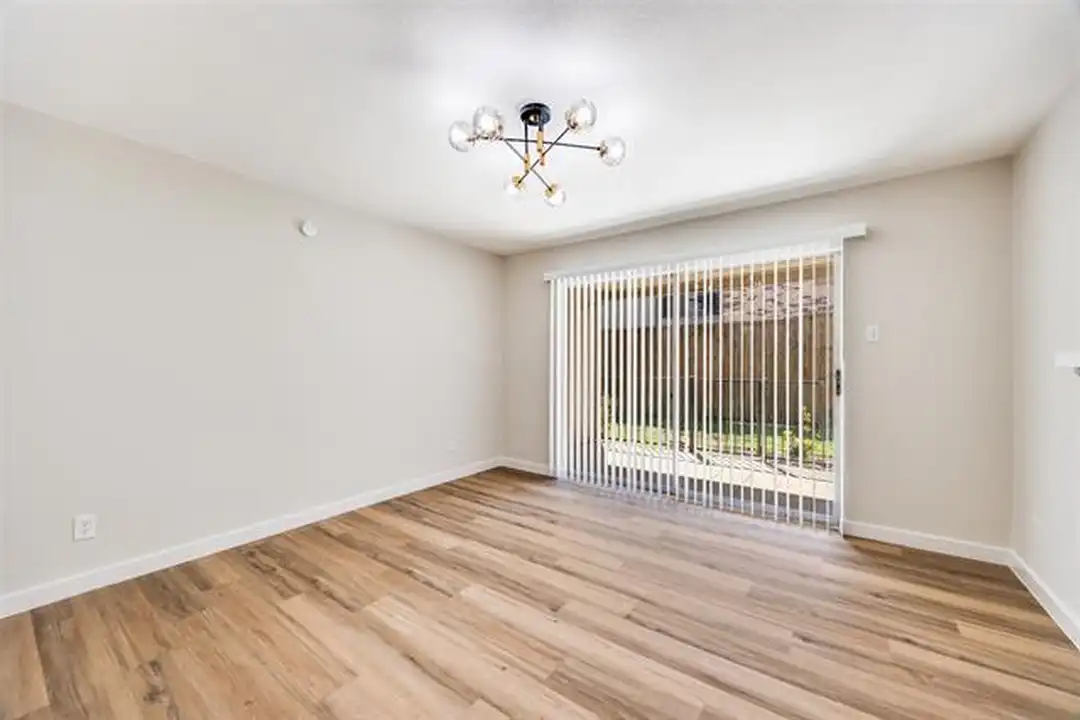 5300 Keller Springs Rd unit 1067 - View 4