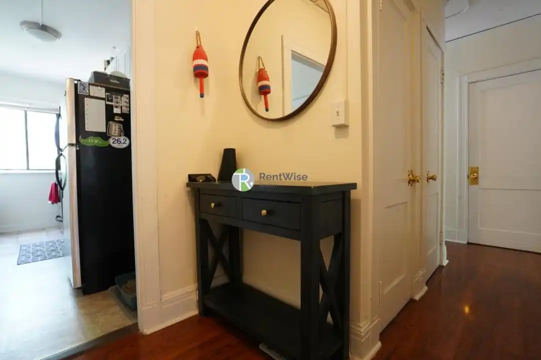 230 Walnut St - View 4
