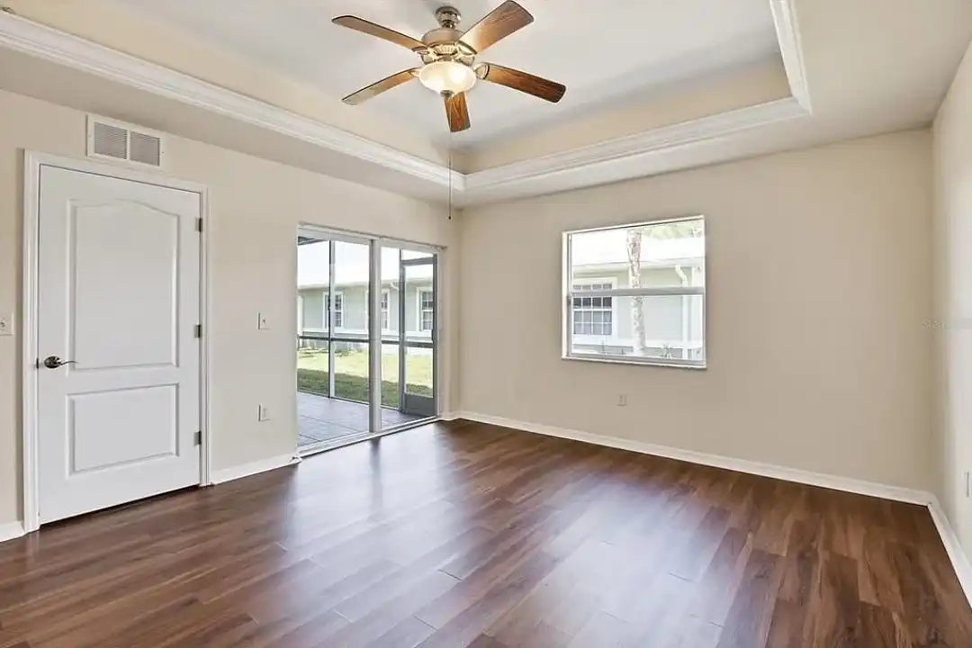 Emerald Oak Apartments – photo 1