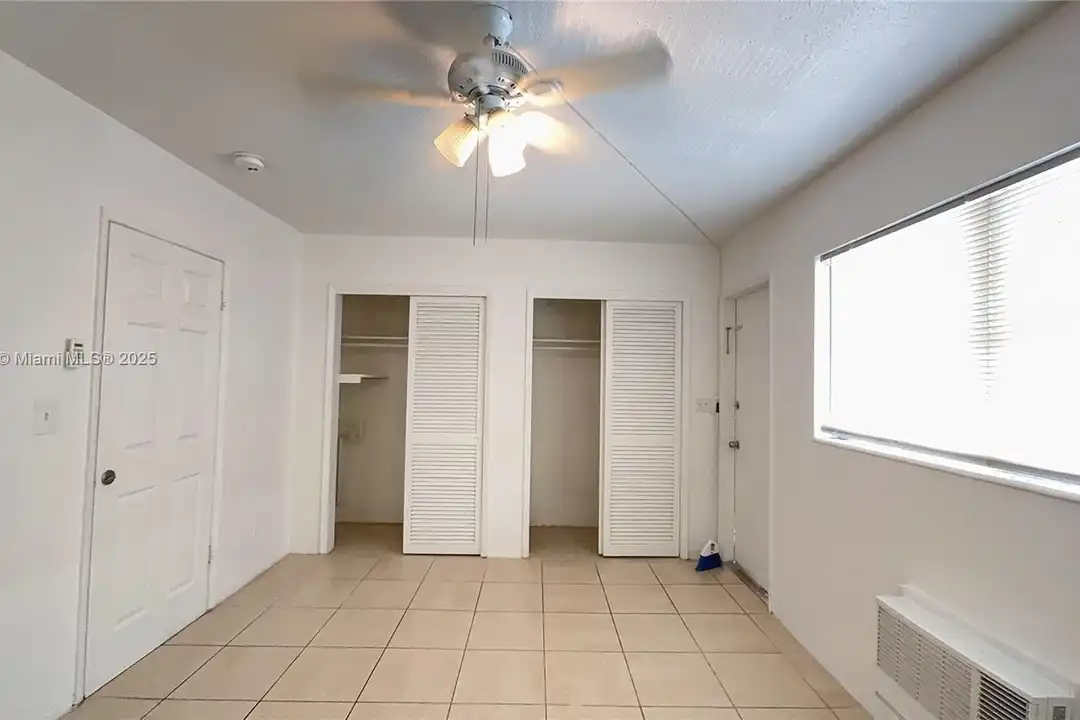 4317 NE 21st Ave #1 - View 3