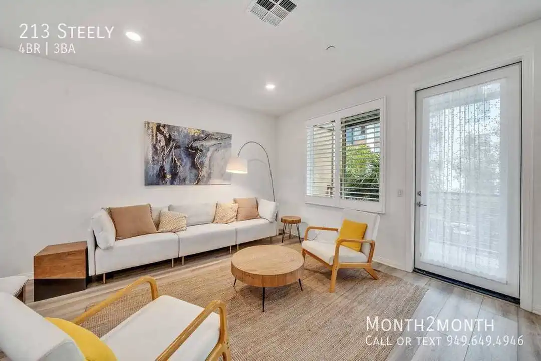Apartment in Irvine - More