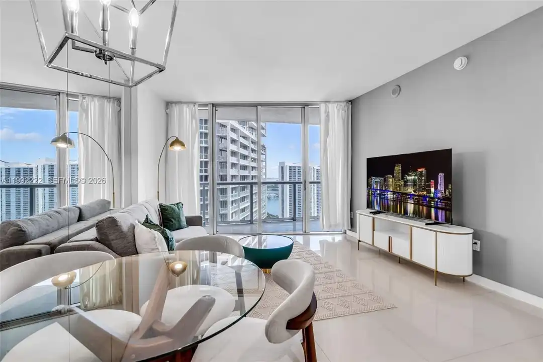 495 Brickell Ave #3708 - View 4