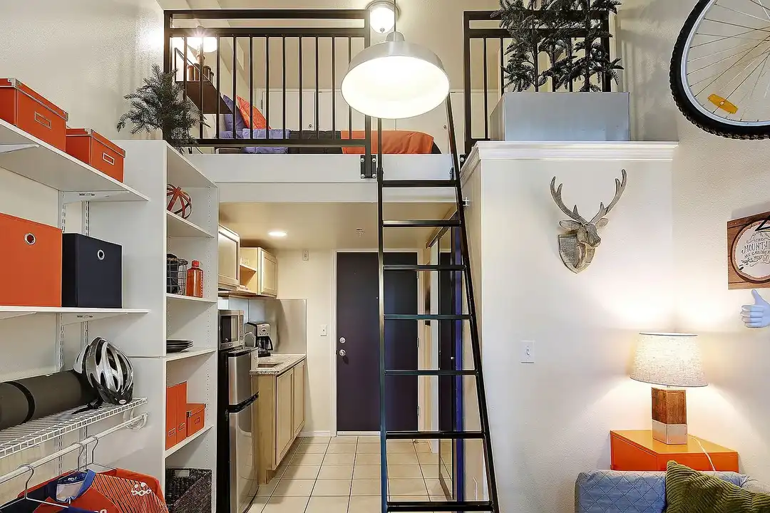 Fiora Efficiency Studios and Lofts – photo 1