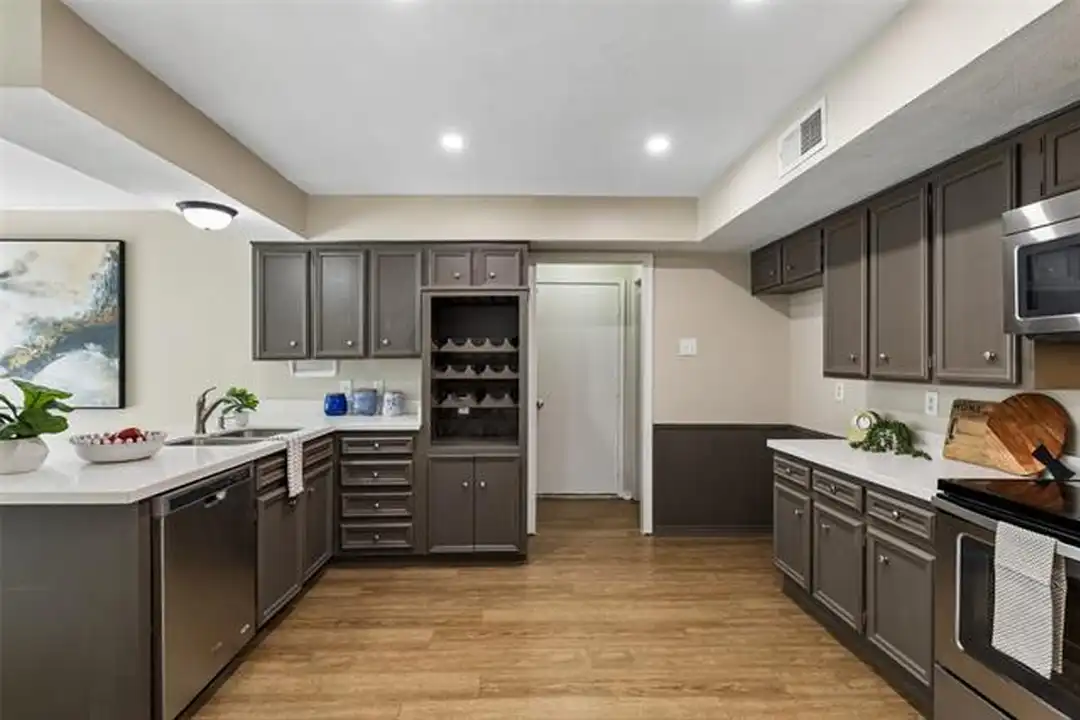 4962 Thunder Rd - View 6